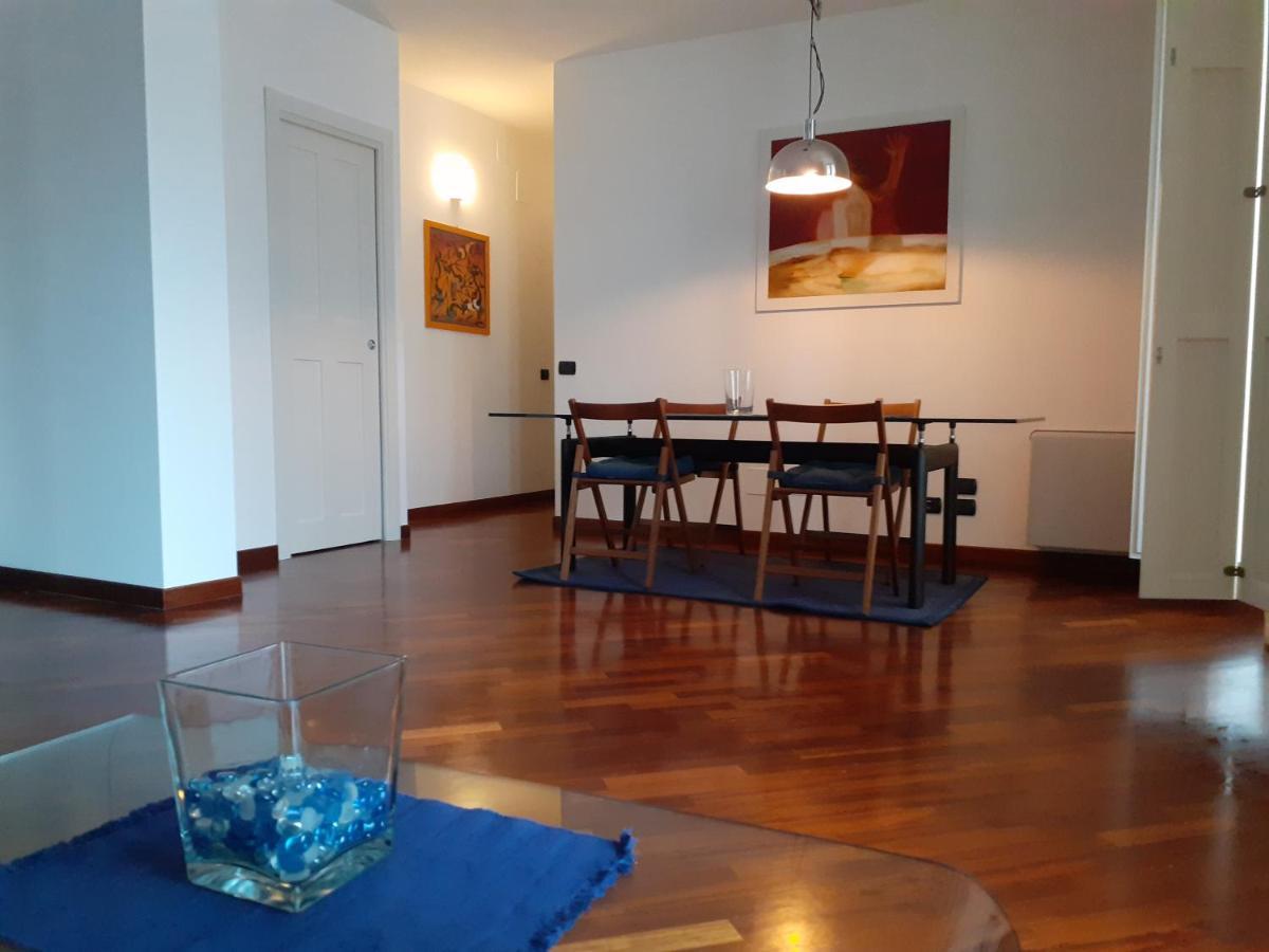 Olimpia Apartment City Center Salerno Luaran gambar
