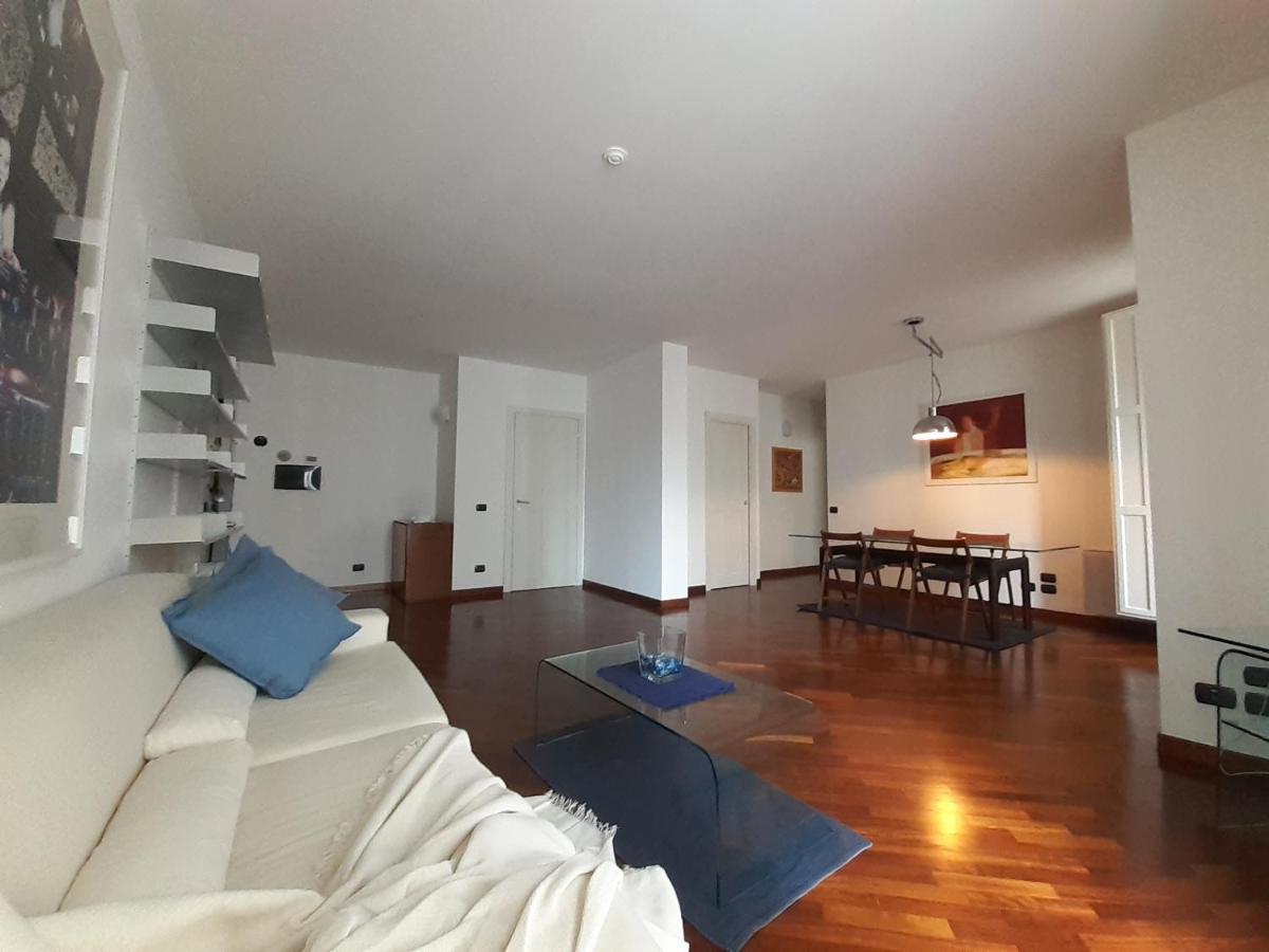 Olimpia Apartment City Center Salerno Luaran gambar
