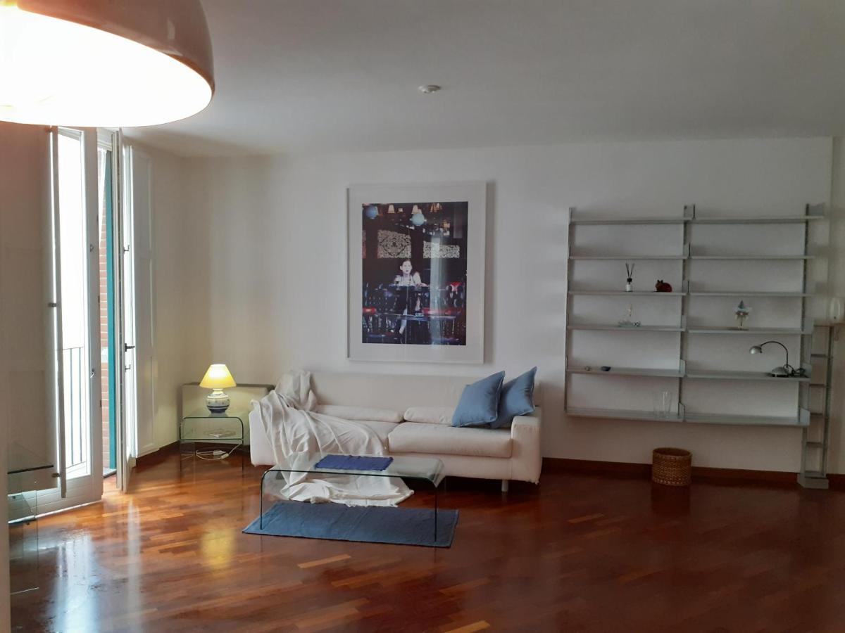 Olimpia Apartment City Center Salerno Luaran gambar