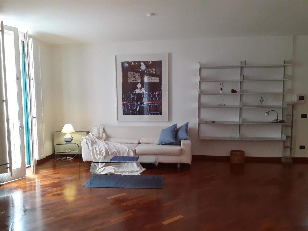 Olimpia Apartment City Center Salerno Luaran gambar