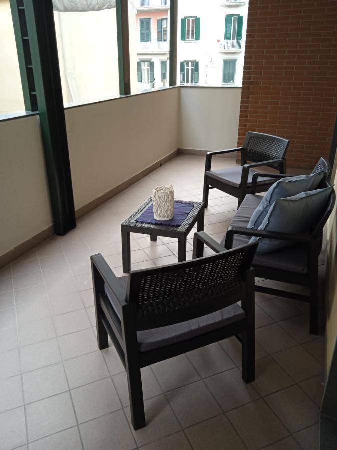 Olimpia Apartment City Center Salerno Luaran gambar